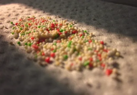 胶囊内部颗粒特写图片