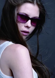 眼镜美女图片 眼镜美女图片