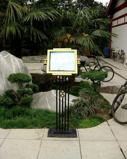 不锈钢宣传栏图片