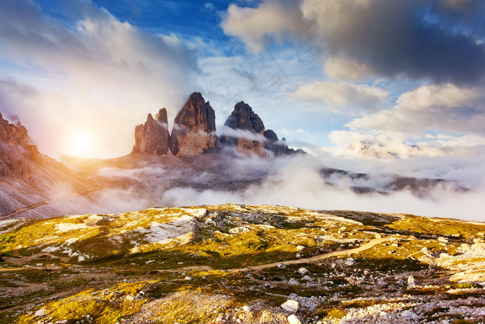 美丽高原山峰风景