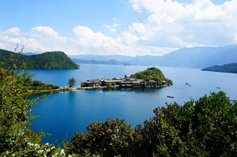 泸沽湖风光图片 泸沽湖风光图片