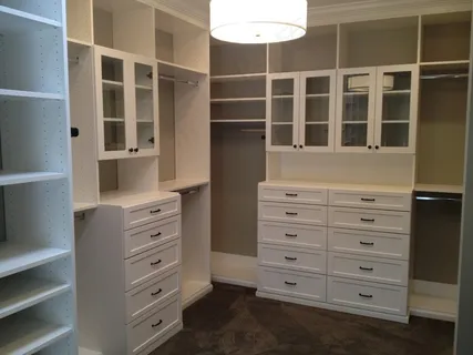 衣帽间衣柜效果图