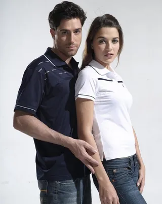 休闲时尚情侣图片