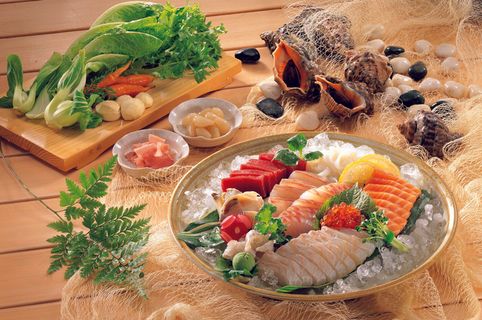 生鱼片拼盘图片