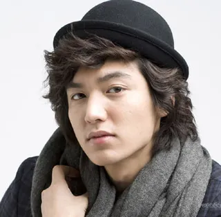 经典棕色复古网站模板