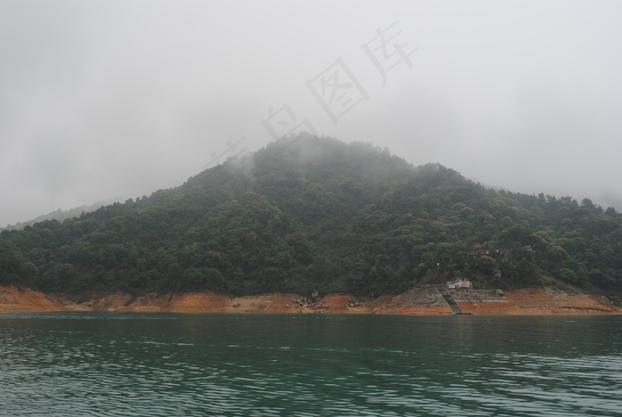 万绿湖图片