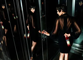 金巴利红酒广告 电梯篇图片