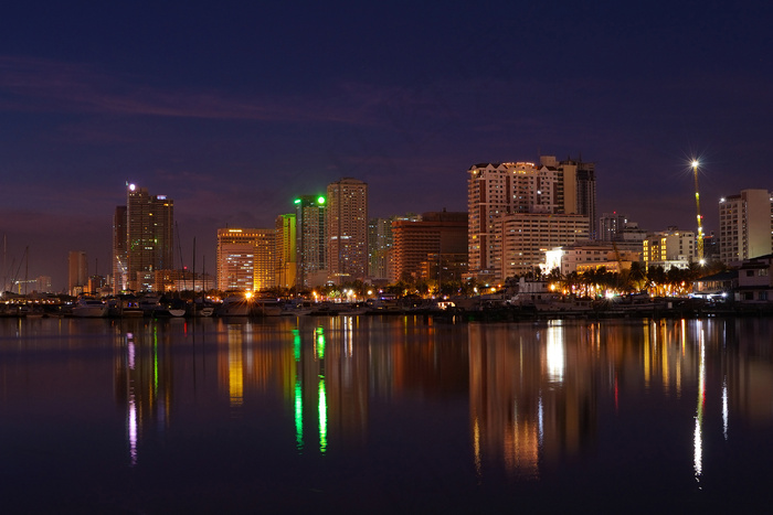 马尼拉湾的夜景