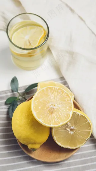 切开的柠檬高清摄影图片
