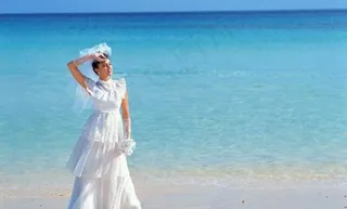 海滩新娘图片