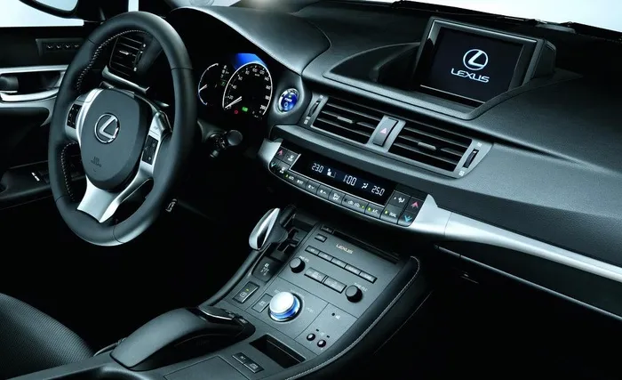 雷克萨斯油电混合动力CT200h ...