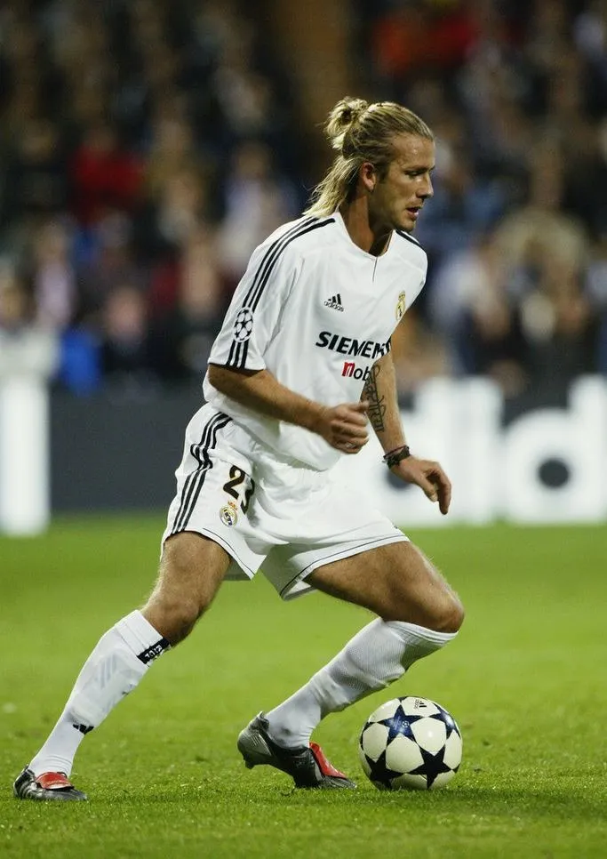 贝克汉姆足球鞋图片