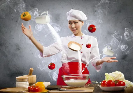 厨师装扮的大人小孩烹饪美食健康家庭情侣亲子素材