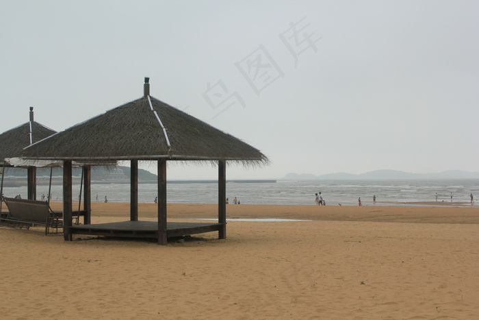 海滩凉亭图片