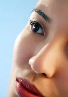 眼镜嘴唇图片 眼镜嘴唇图片