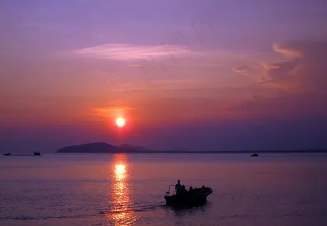 傍晚海景(实际像素下不清晰)图片 傍晚海景(实际像素下不清晰)图片