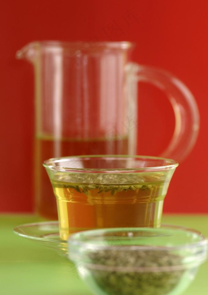 几杯清茶图片