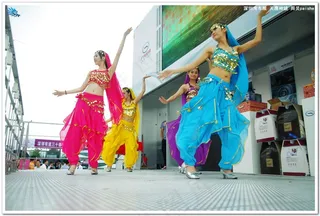 深圳湾车展演艺舞台图片