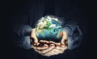 手捧地球图片