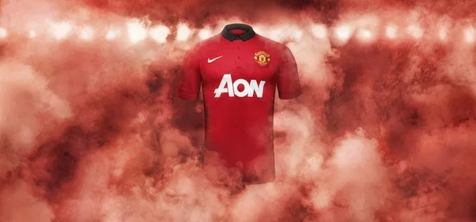 曼联队服广告图片