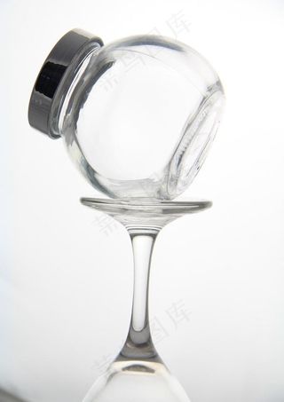 静物玻璃瓶图片