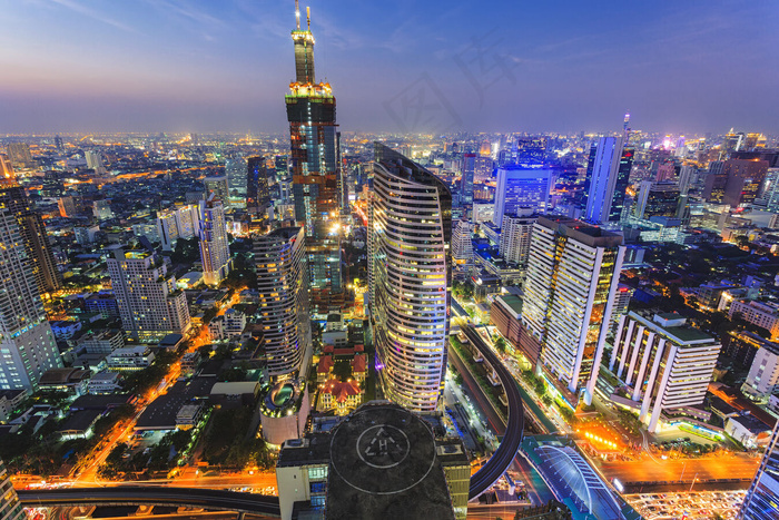 美丽城市高楼夜景