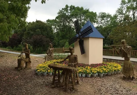 稻草人风车图片