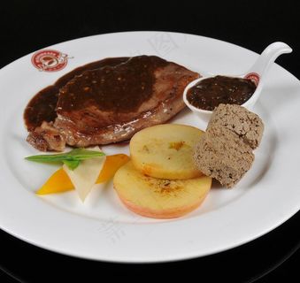 鹅肝牛排图片