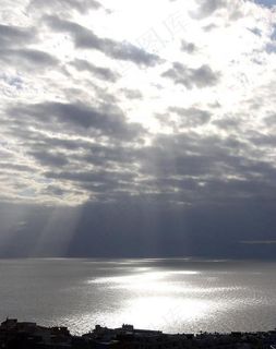 西班牙海滩图片