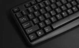 键盘局部特写图片