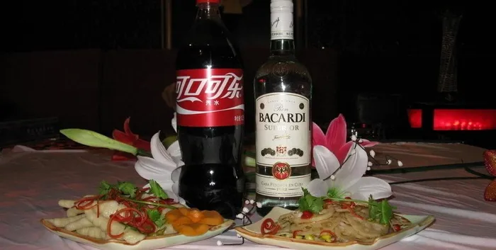 洋酒 可口可乐 凤瓜 凉菜 套餐图...