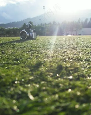 球场上的相机图片