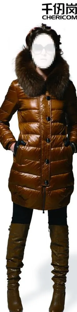 千仞岗羽绒服图片