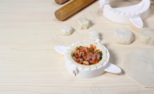 包饺子图片