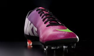 nike足球系列内马尔广告宣传平面...