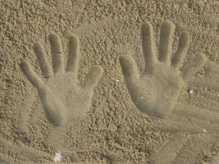 海滩手印图片