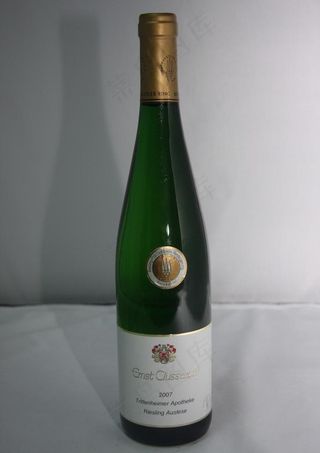 德国摩泽尔产区甜白葡萄酒图片