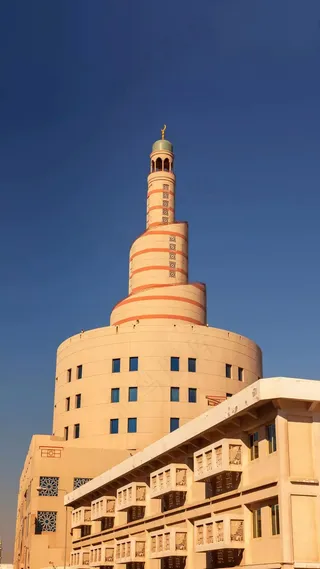 黄色装修风格的外国建筑高清摄影图片