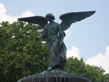 天使雕像图片