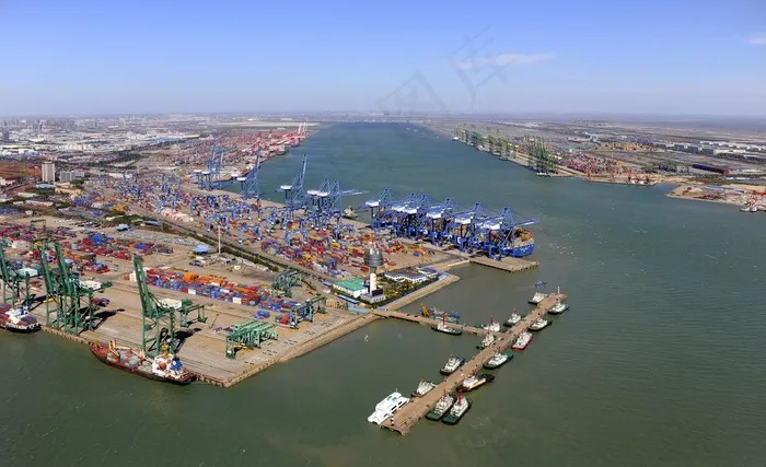 天津港口图片