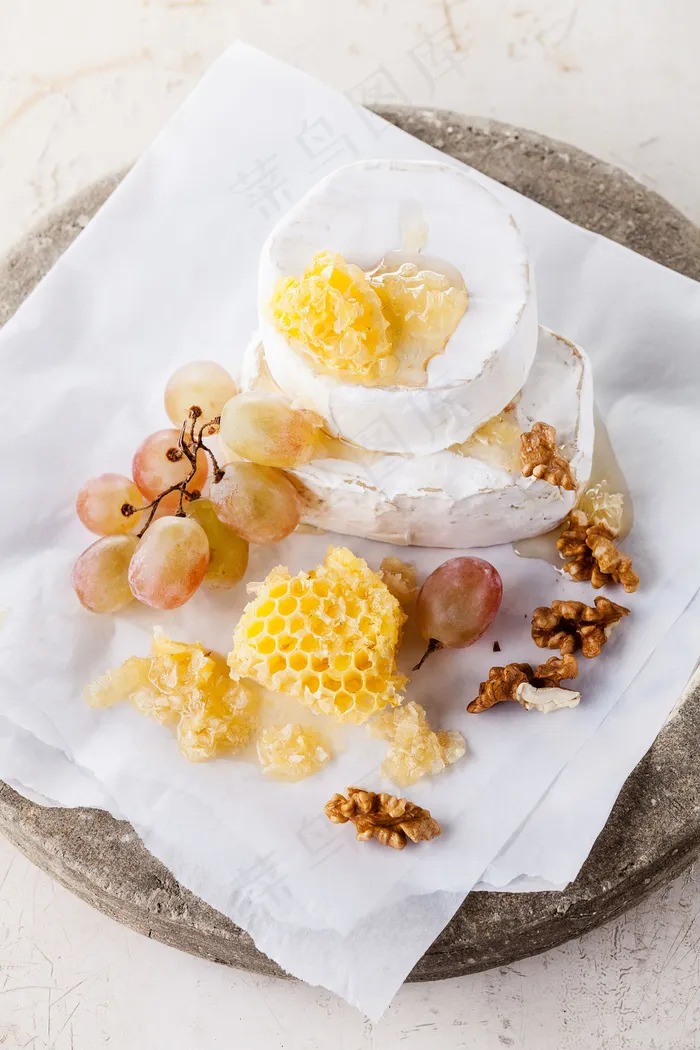 奶酪与提子蜂蜜图片