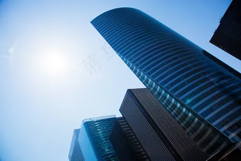 天空下的高楼 天空下的高楼
