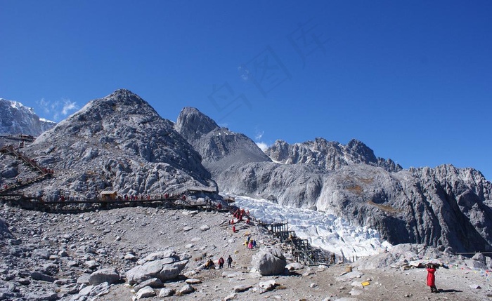 美丽西藏山峰风光图片