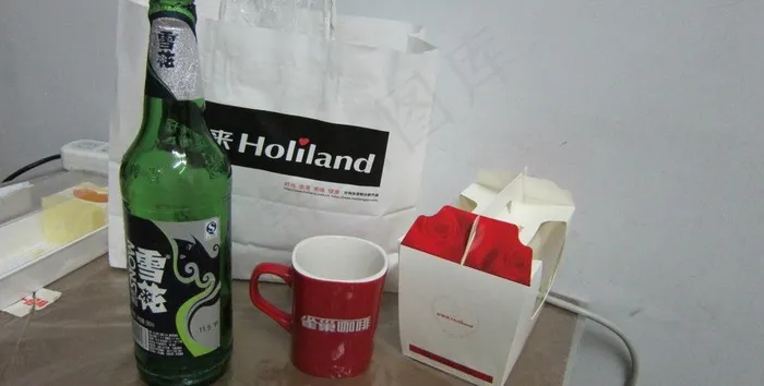 雪花啤酒瓶图片