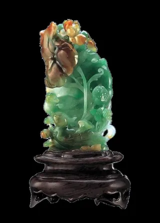 翡翠玉雕荷花鸭子图片