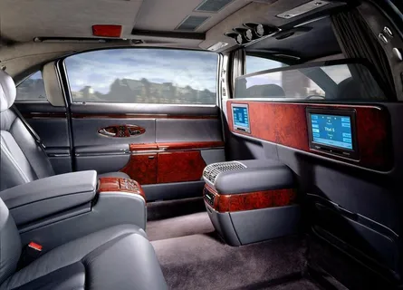 奢华迈巴赫车内图片 奢华迈巴赫车内图片