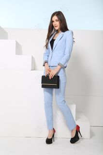 时尚职业美女OL图片