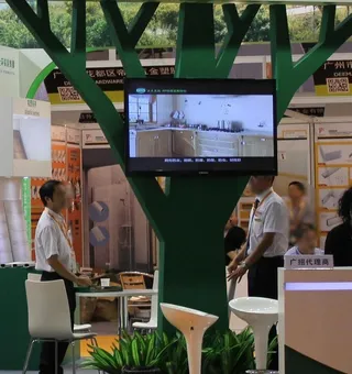 创意树木雕塑图片