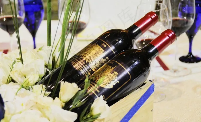 法国宝马酒庄葡萄酒图片