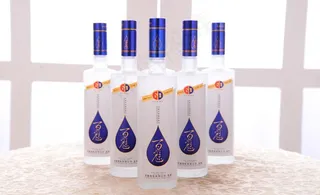 餐饮时尚低度百魅酒图片